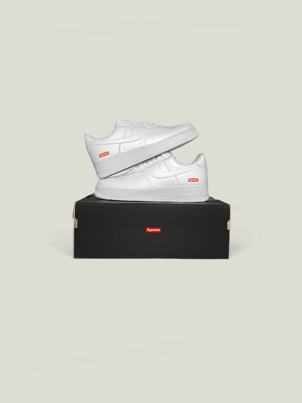 Nike Air Force 1 Low Supreme White